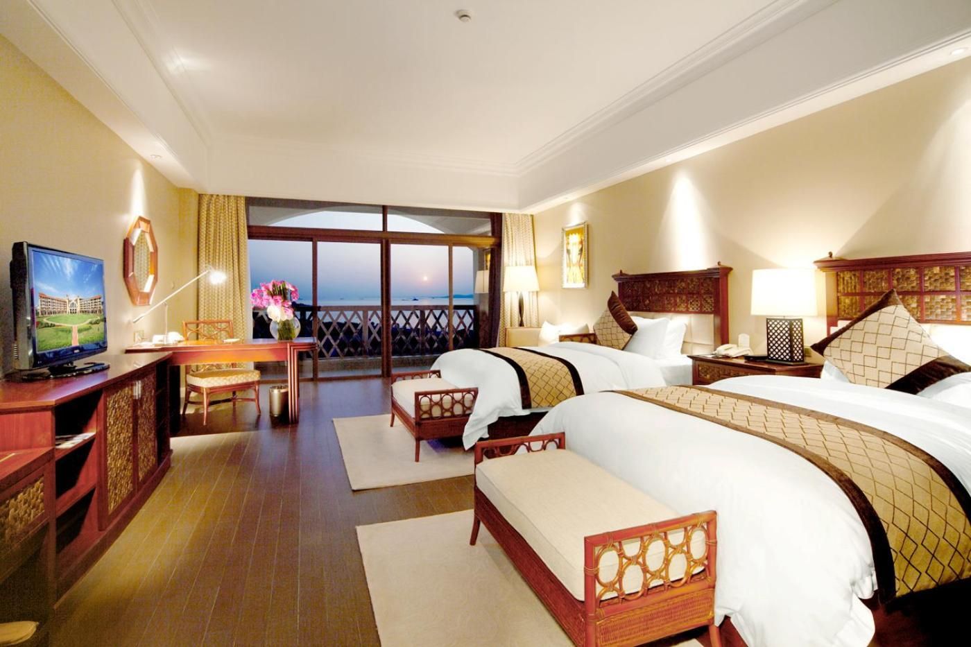 Executive Sea View Twin Room