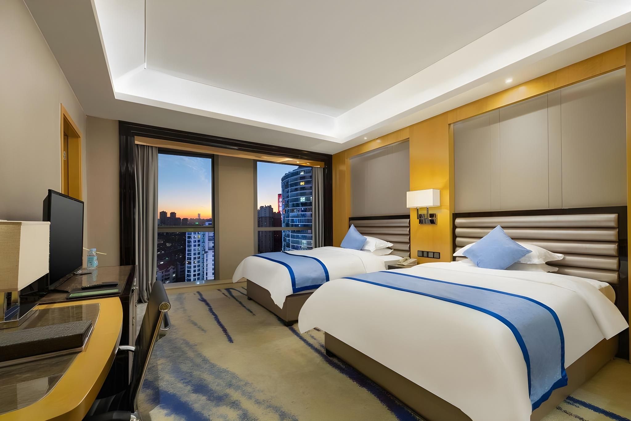 Parent-child Family Suite