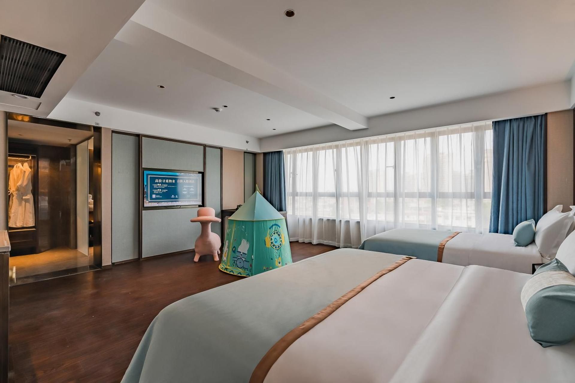 Deluxe Triple Room