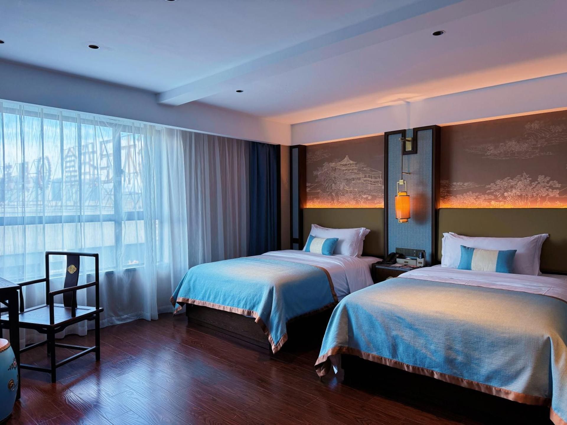 Twin Room with Shower