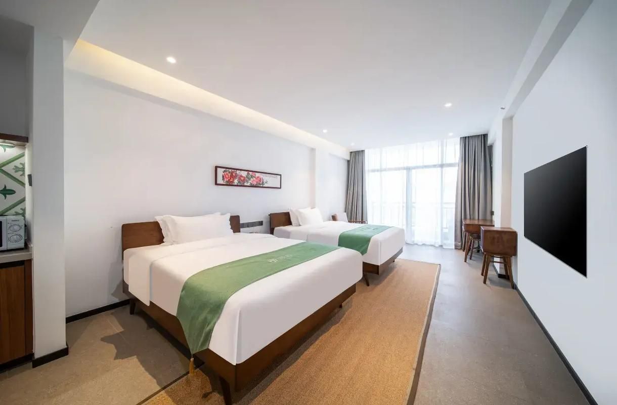 Superior Partial Sea View Twin Bed