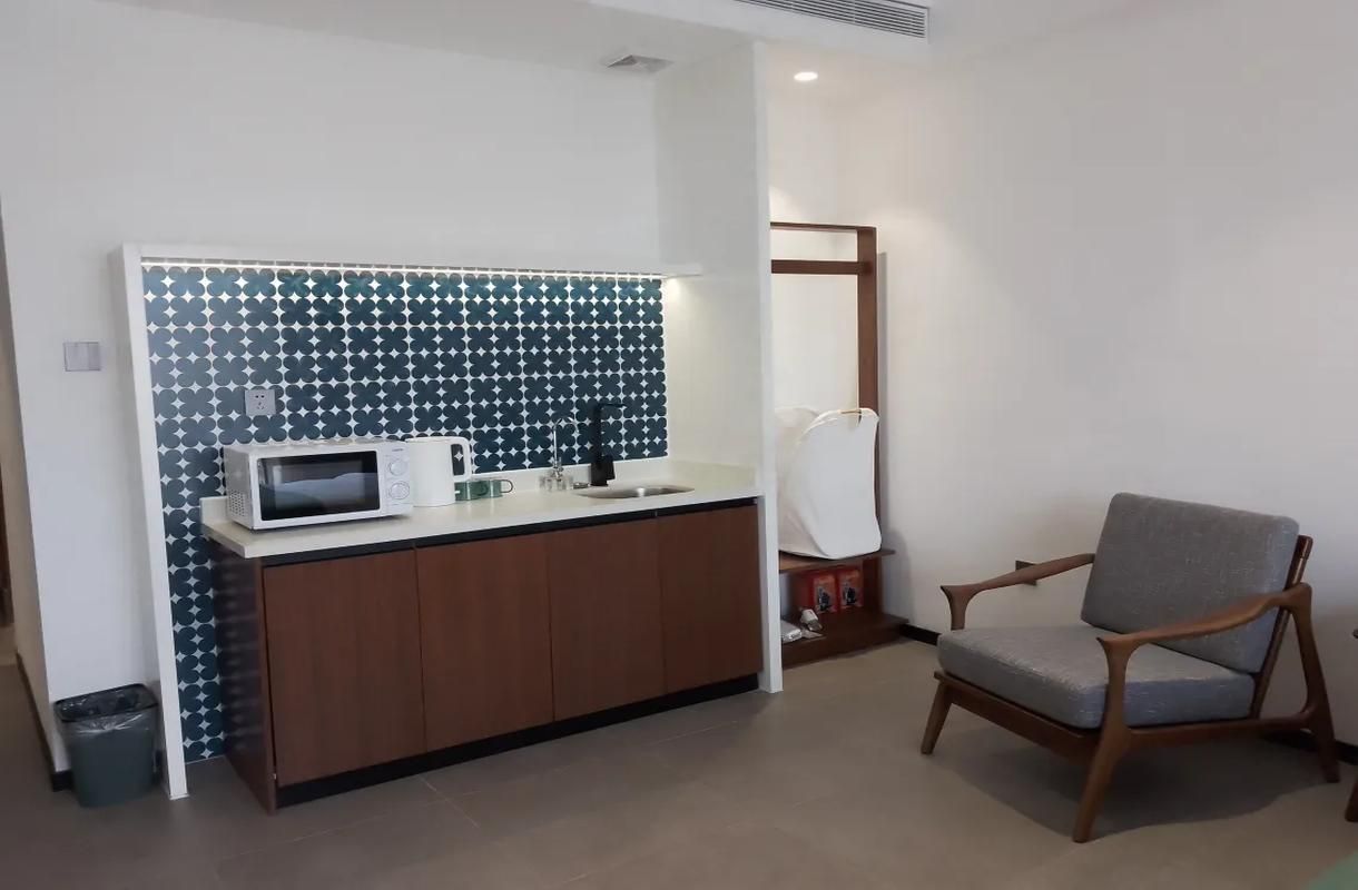 Light and Extravagant Double Room - Movie Included