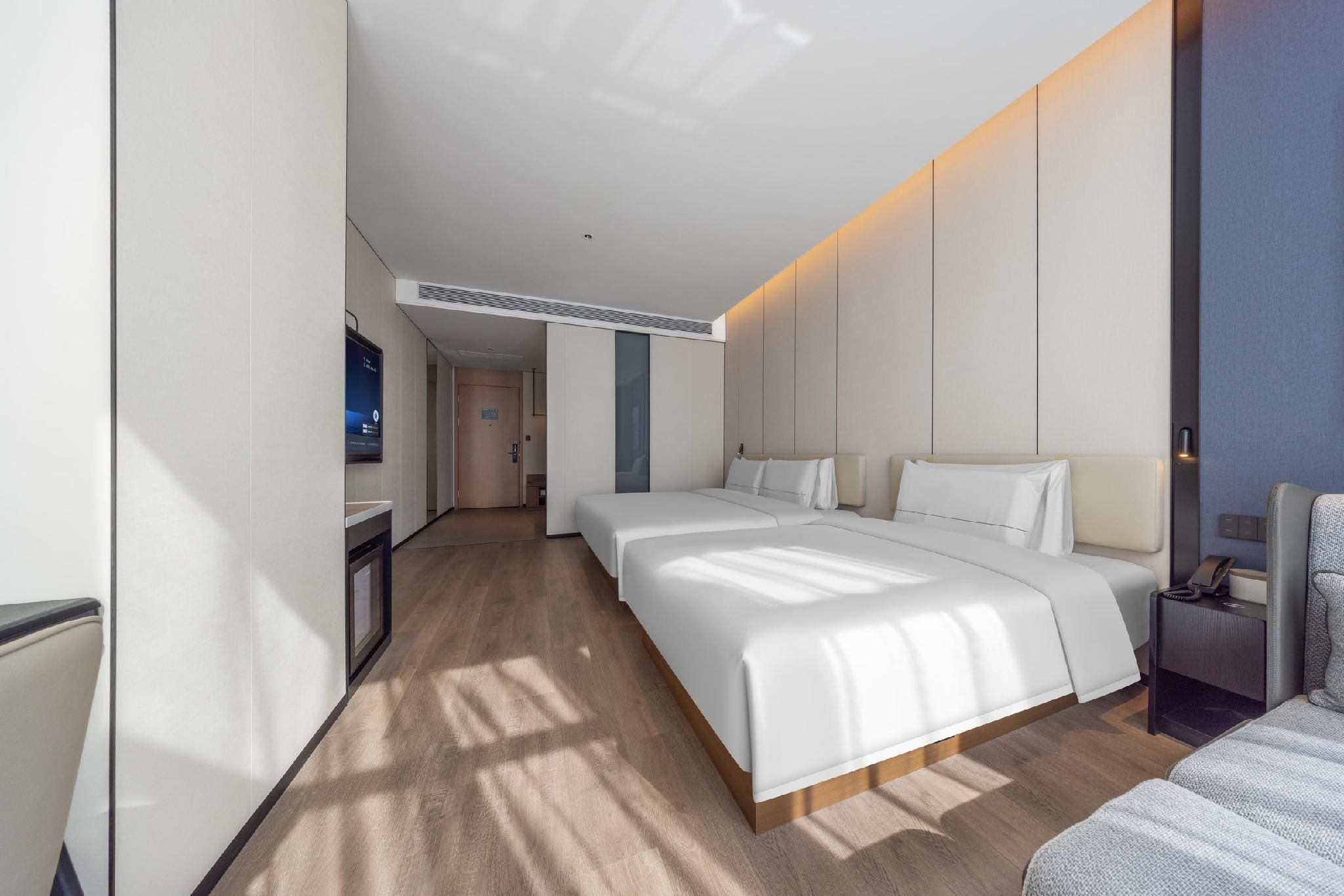 Atour - Premier Parent Kid Room