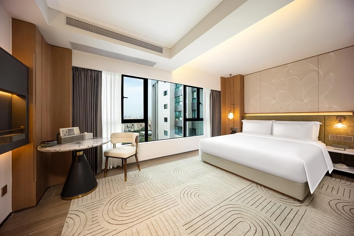 Deluxe Queen Rooms