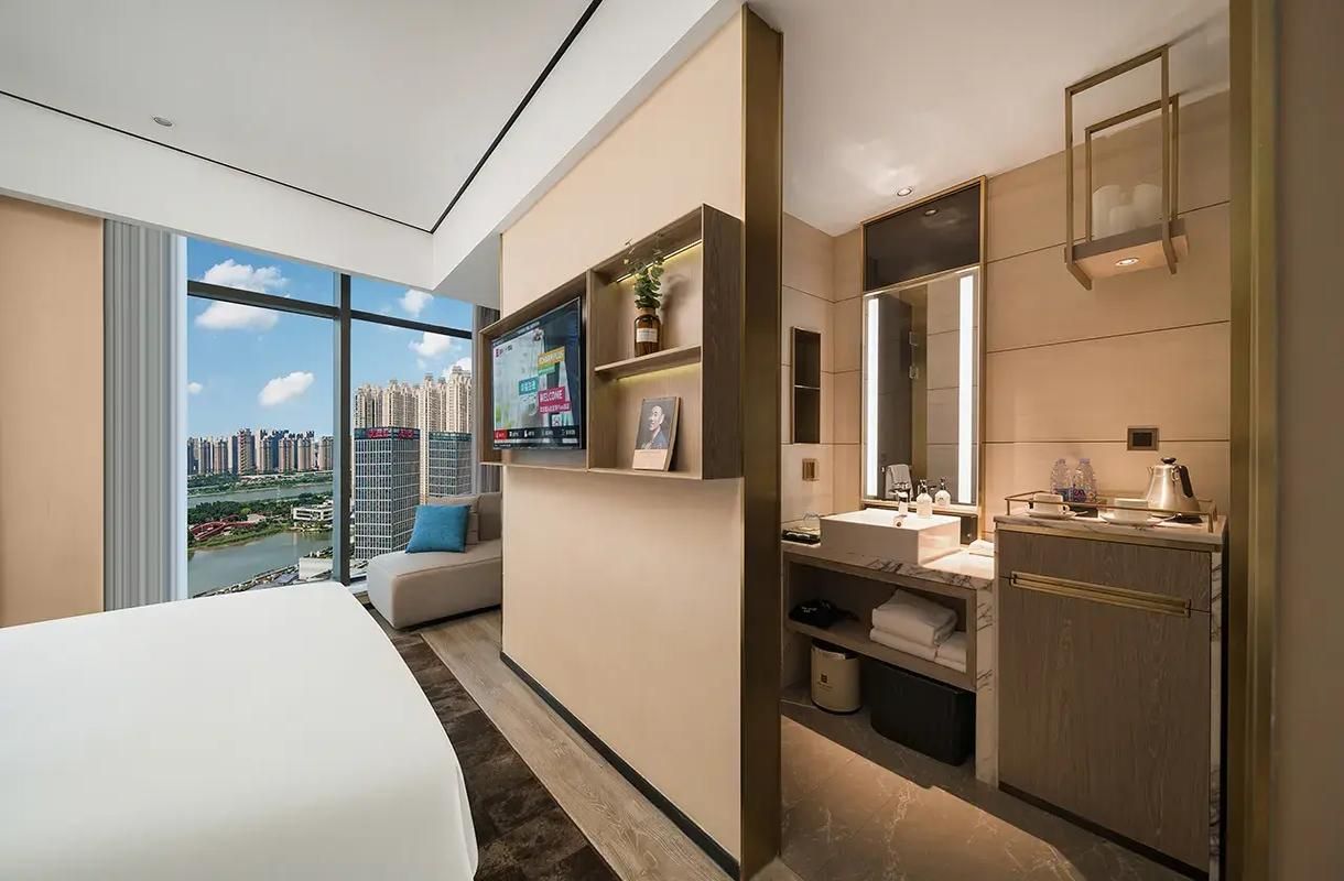 Business King Room