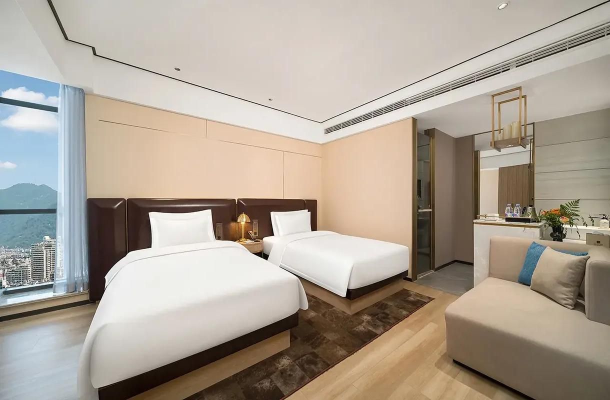 2 Bed Twin Superior Room