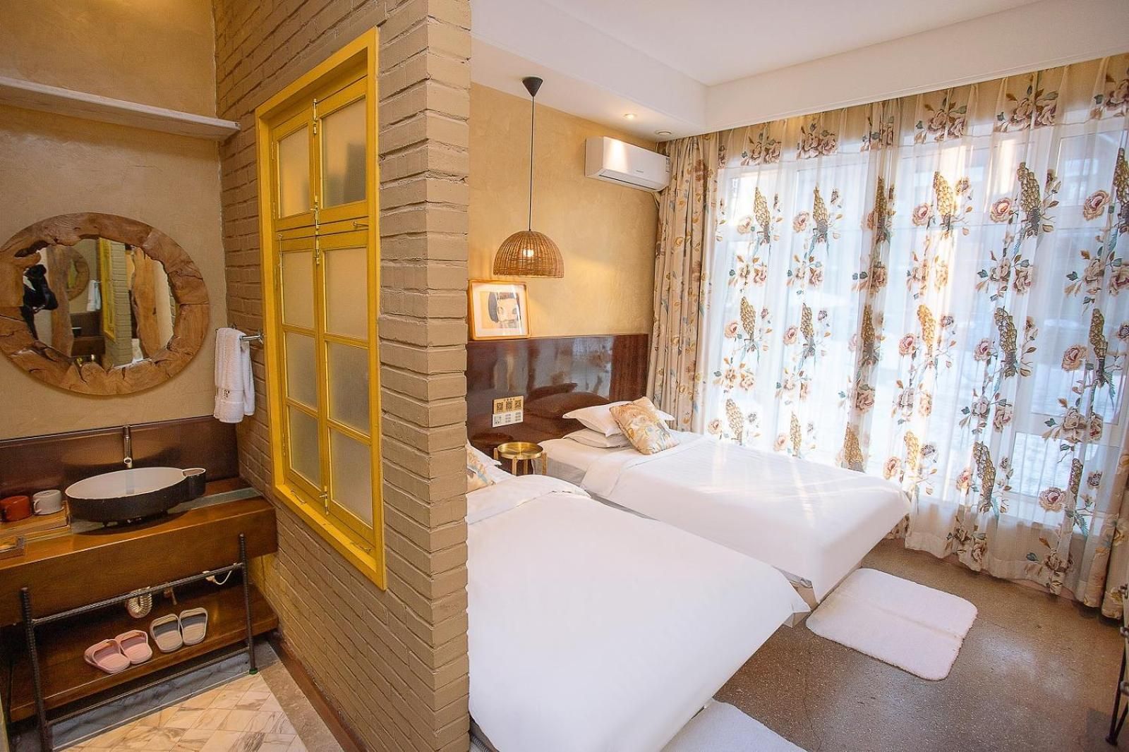 Twin Room