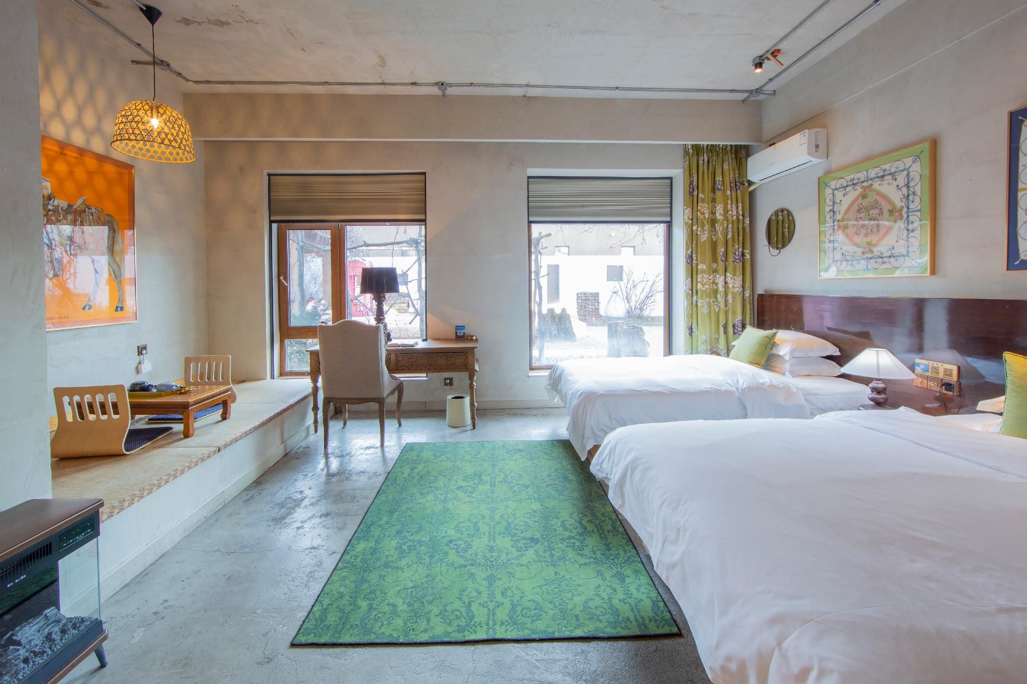 2 Bed Twin Superior Room