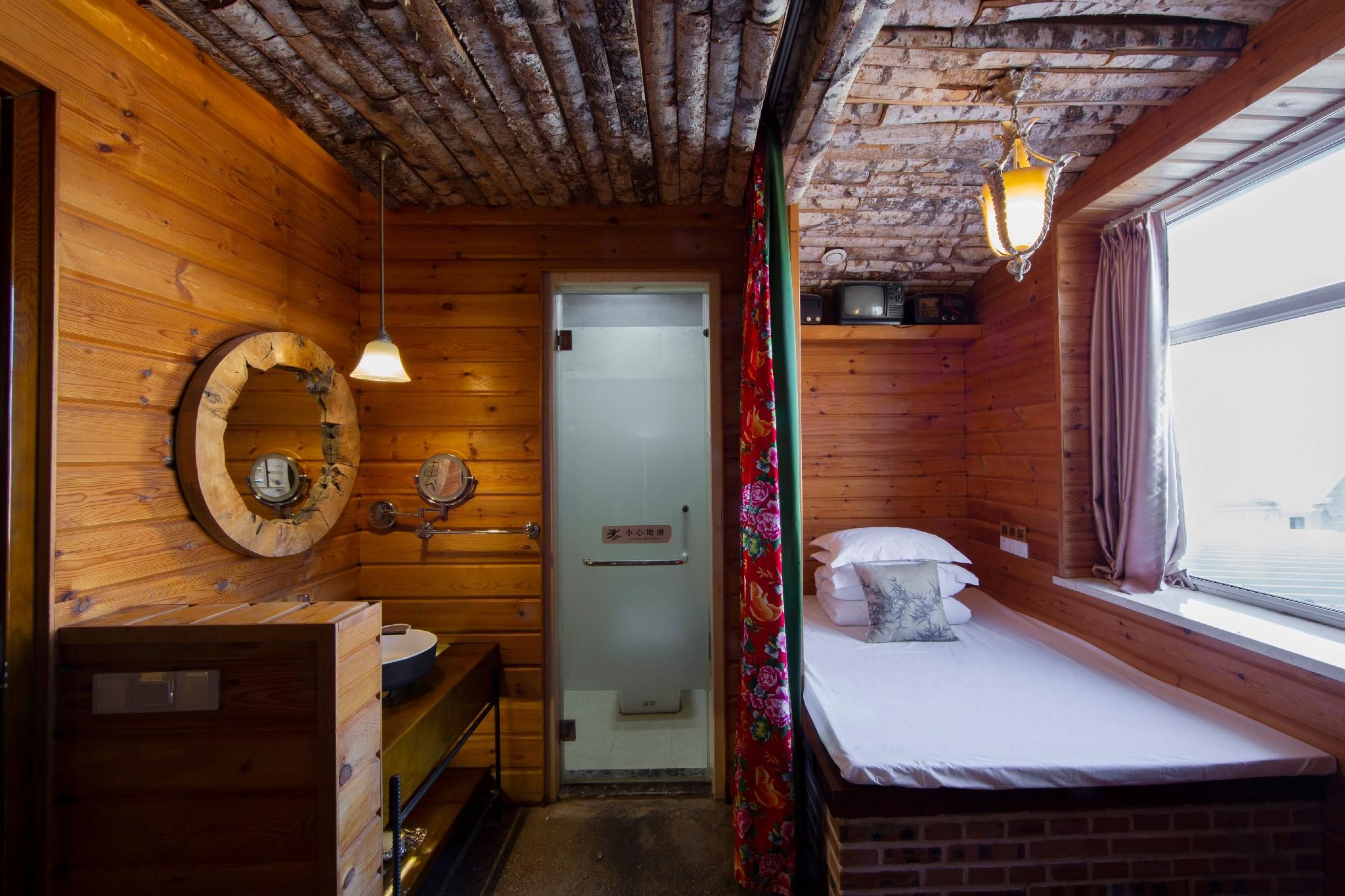Standard Plus Room with 2 Double Beds