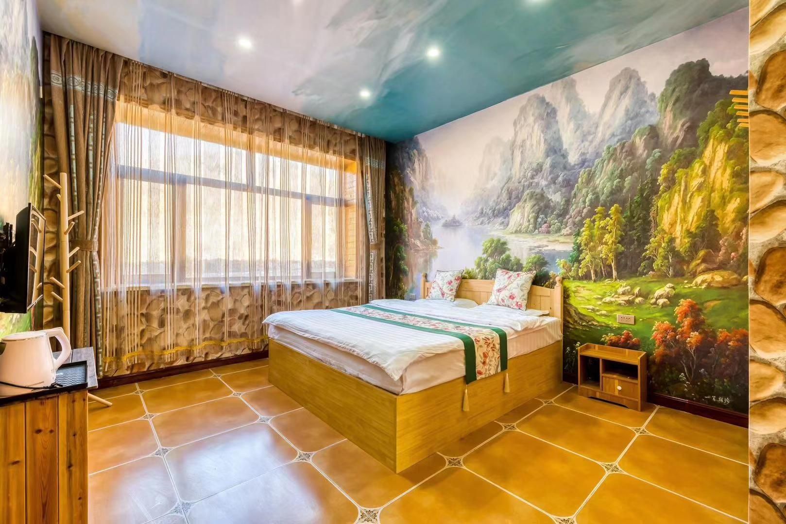 Huazhu - Deluxe Bed Room