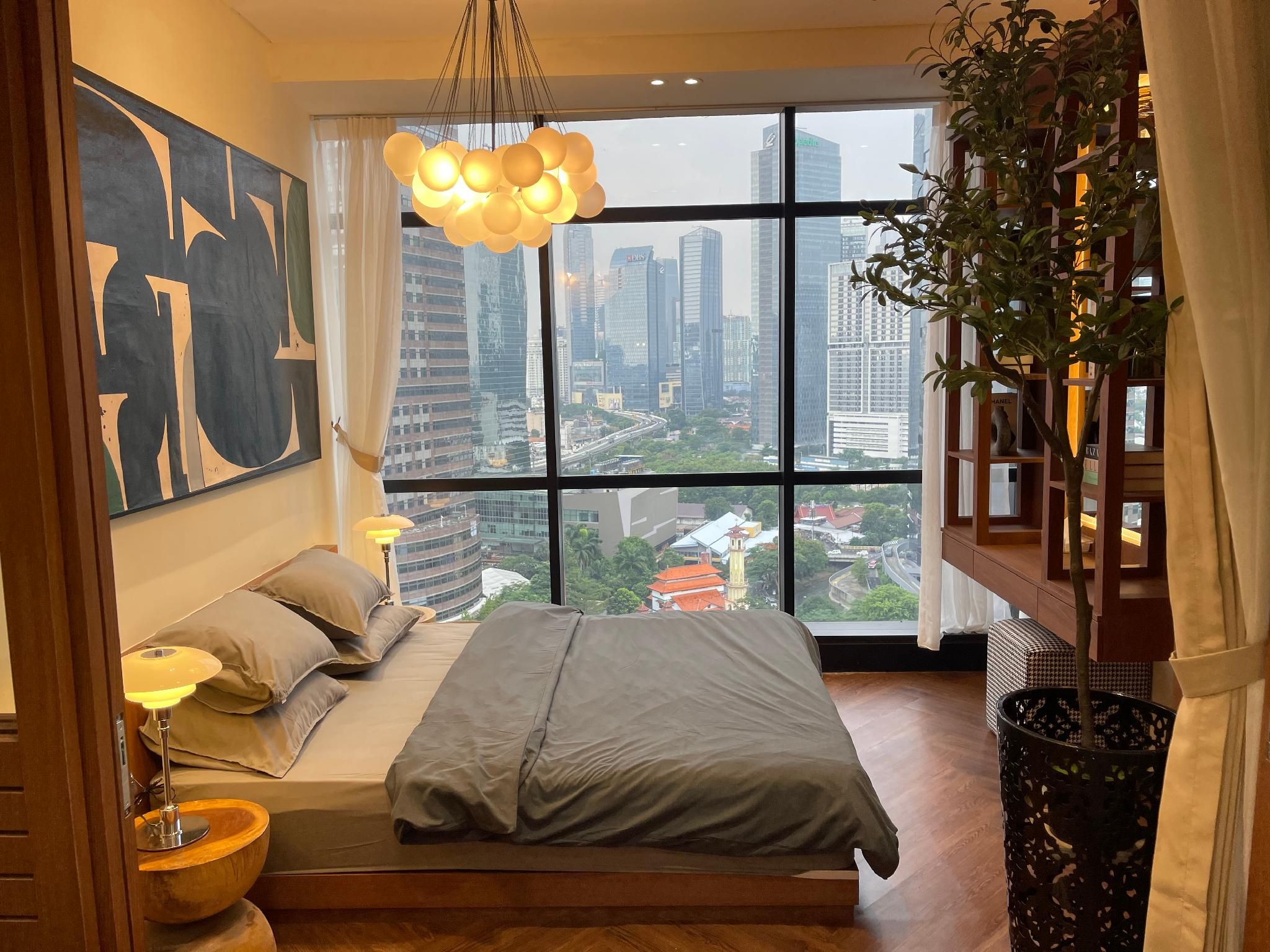 S9/SUDIRMAN SUITES/above orient hotel