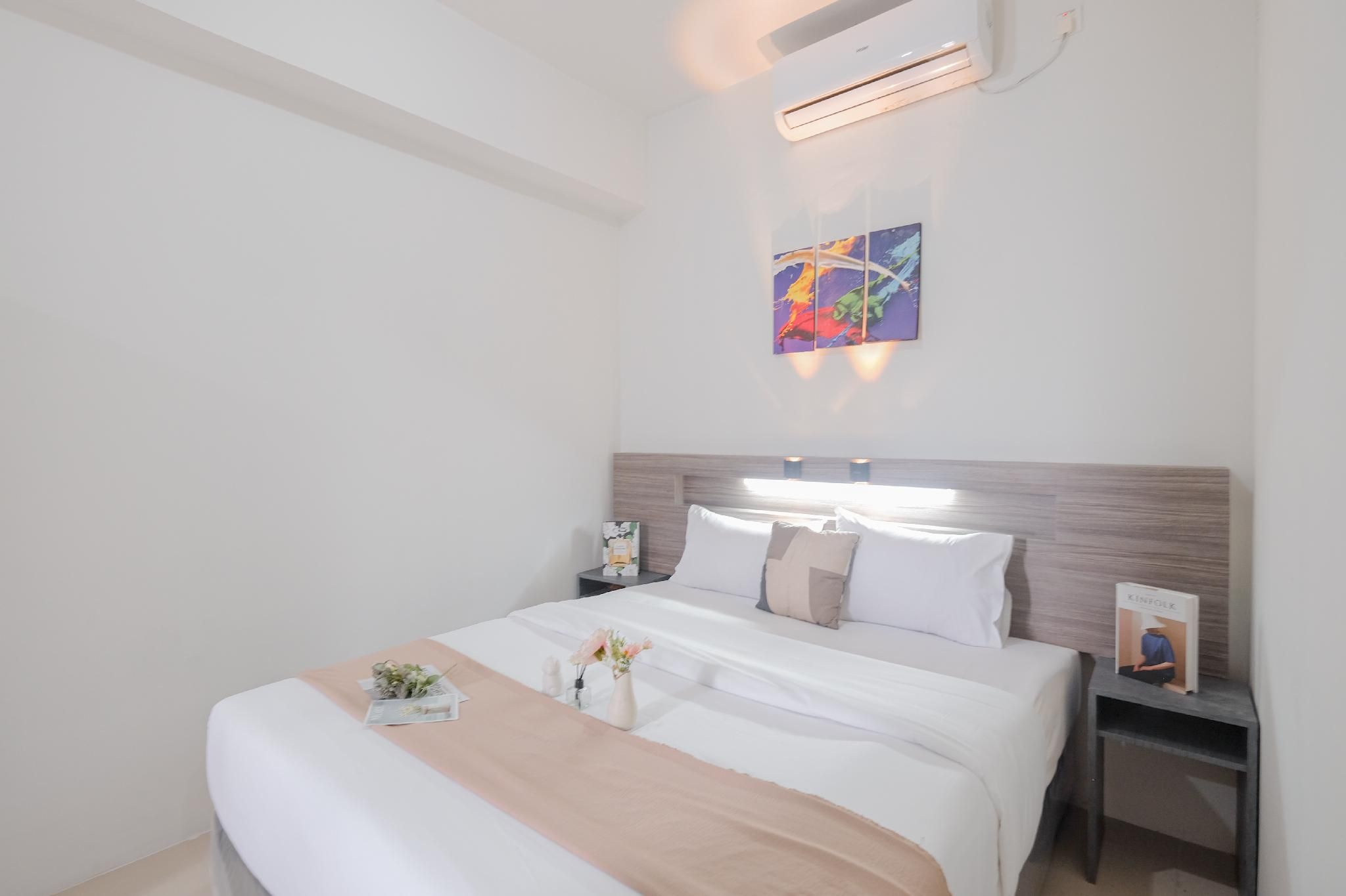 Warm Spacious 2BR Vittoria Residence By Travelio
