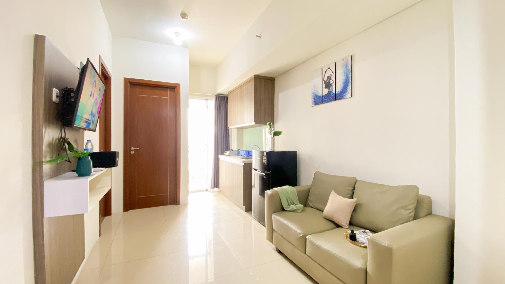 Simply Look 2BR Apt Vittoria Residence By Travelio