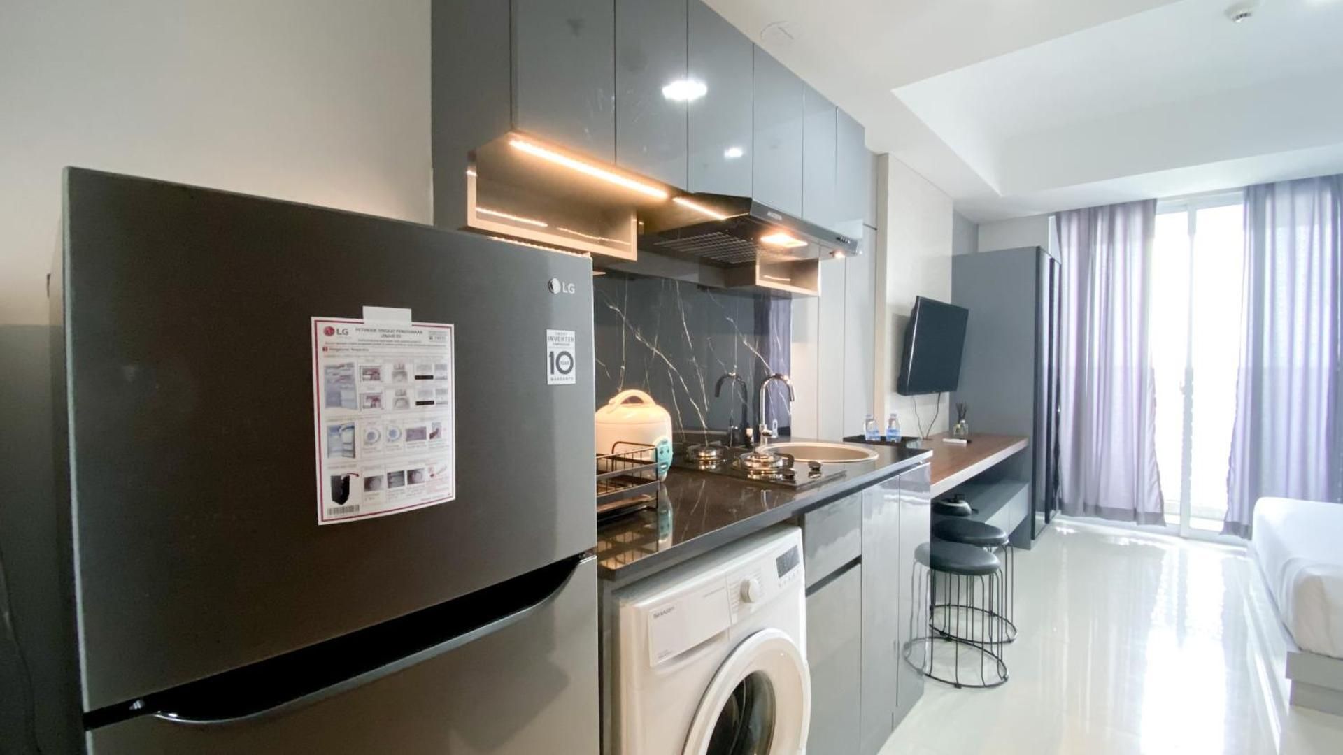 Studio Apartment