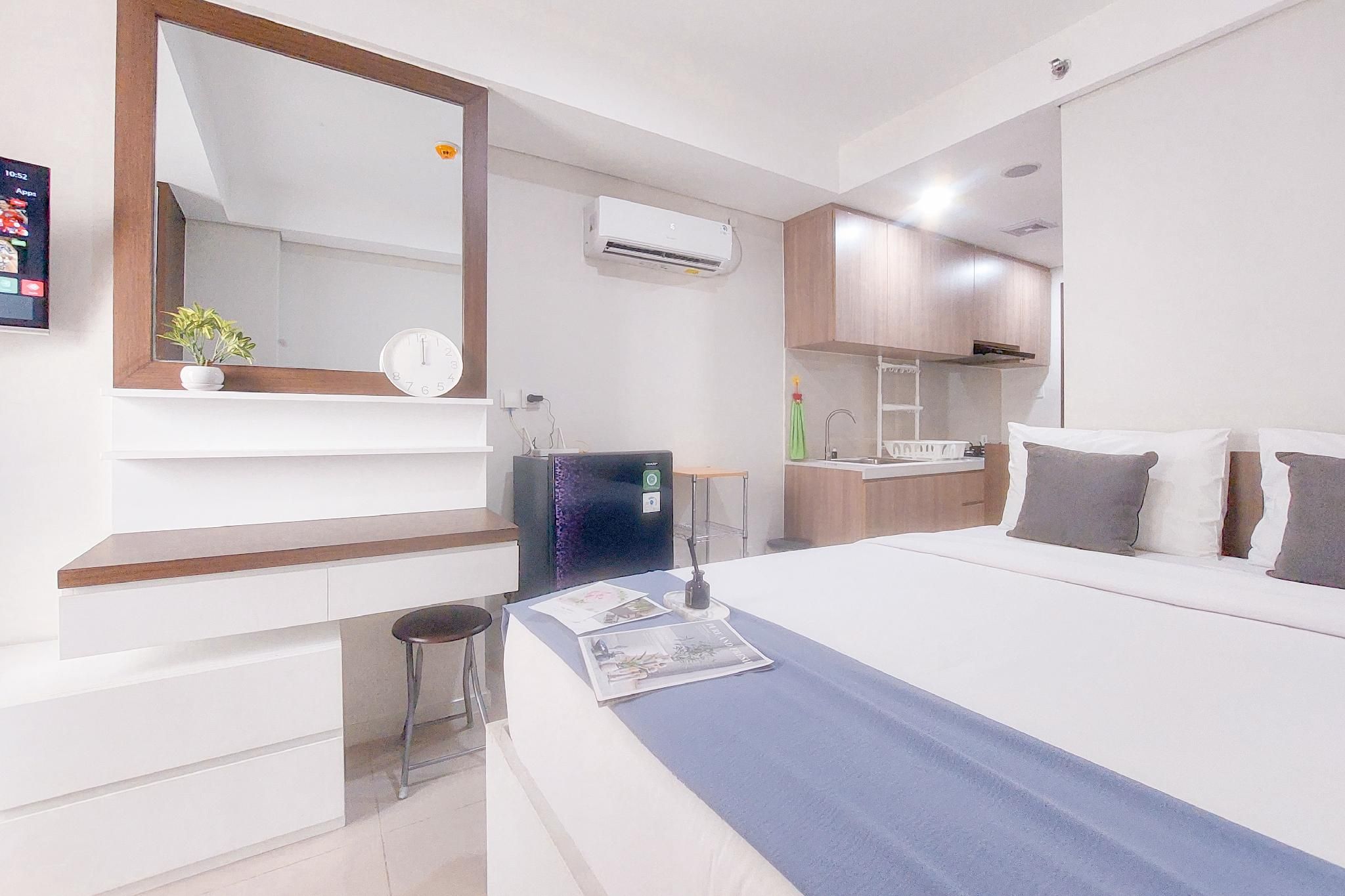 Good Deal Studio Daan Mogot City Apt By Travelio