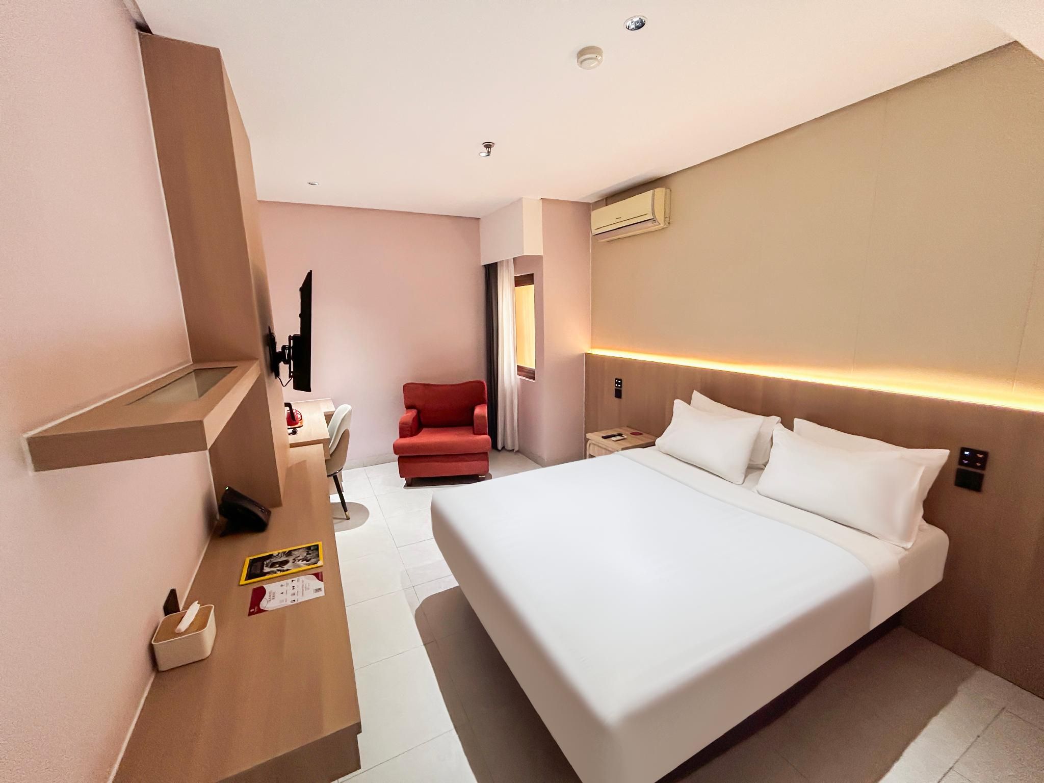 Smart Deluxe Room