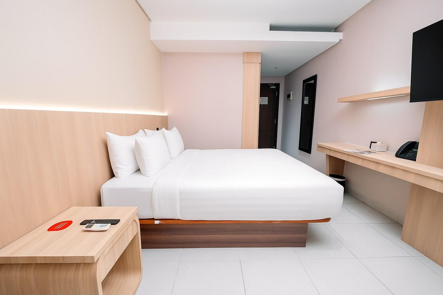 Smart King Room