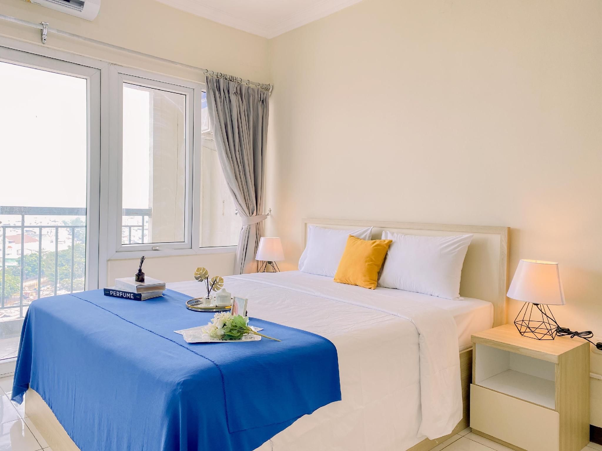 Large Studio Grand Palace Kemayoran By Travelio