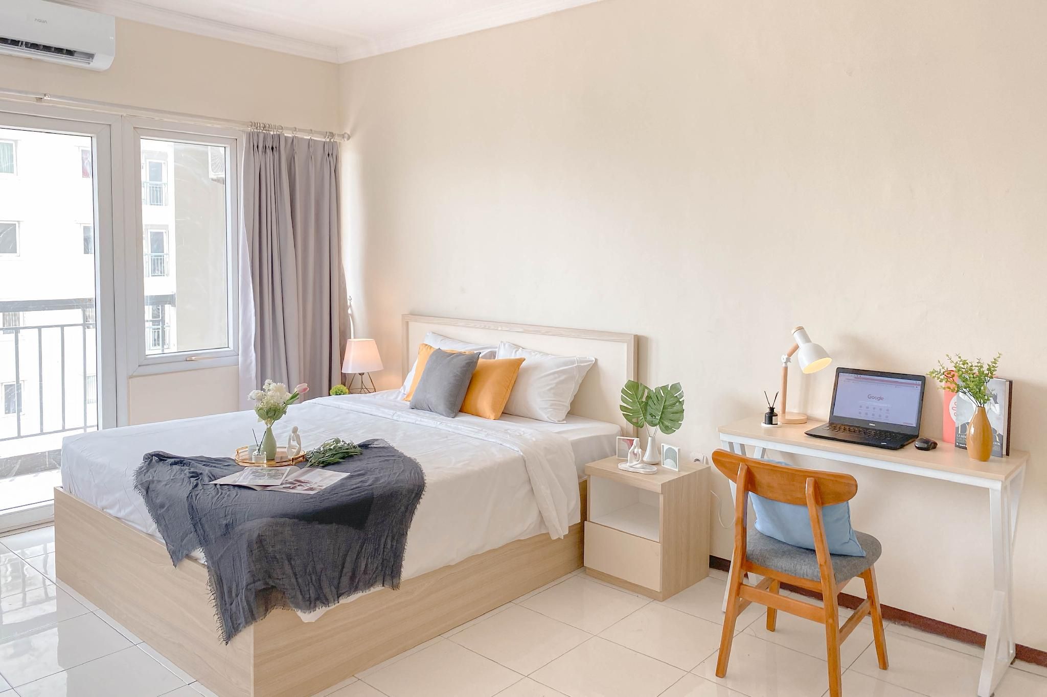 Comfy Studio at Grand Palace Kemayoran By Travelio