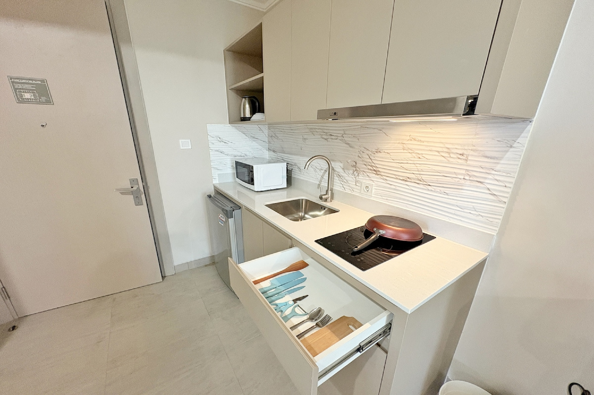 Deluxe Two Bedroom Apartment