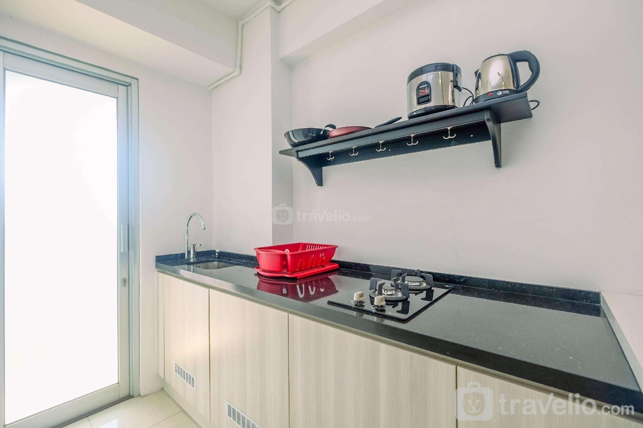 Trendy 2BR Apartment Green Bay Pluit By Travelio