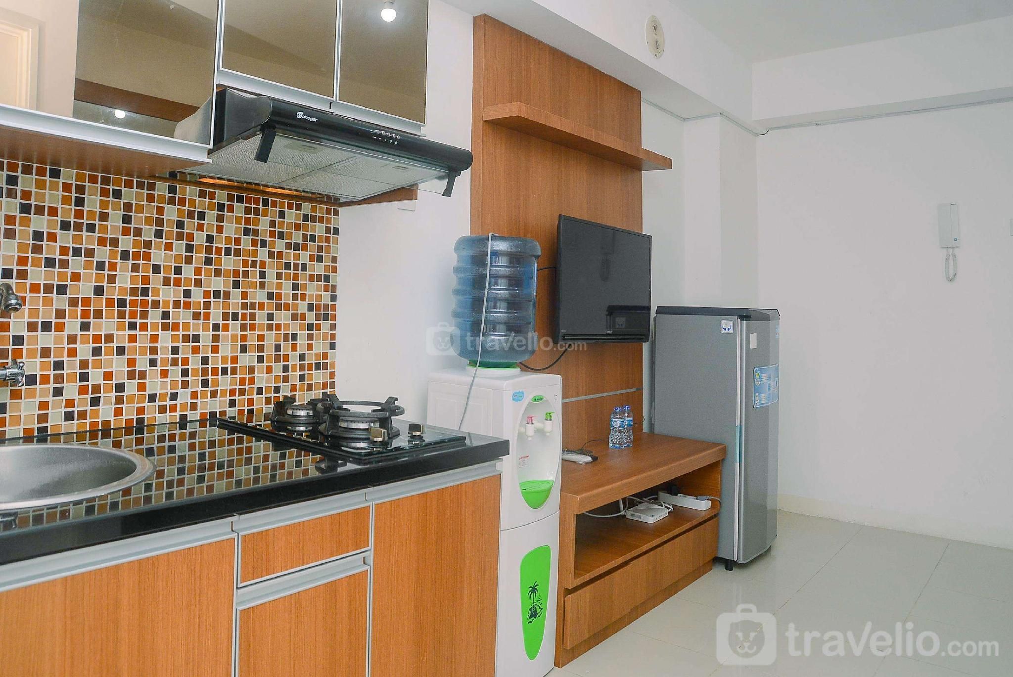 Comfortable 2BR Bassura City Apartment By Travelio
