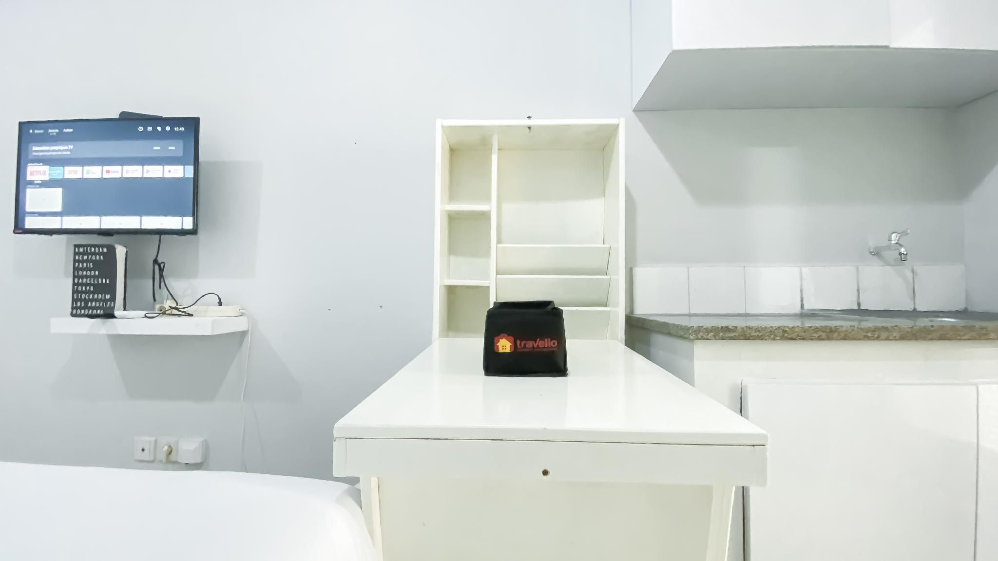 Homey Grey Studio at Grand Asia Afrika By Travelio