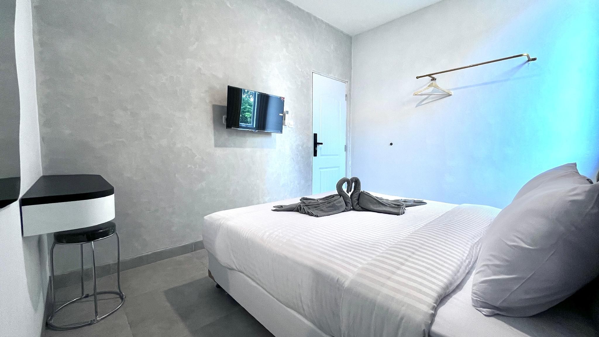 Escotel Arah Timur Deluxe 2