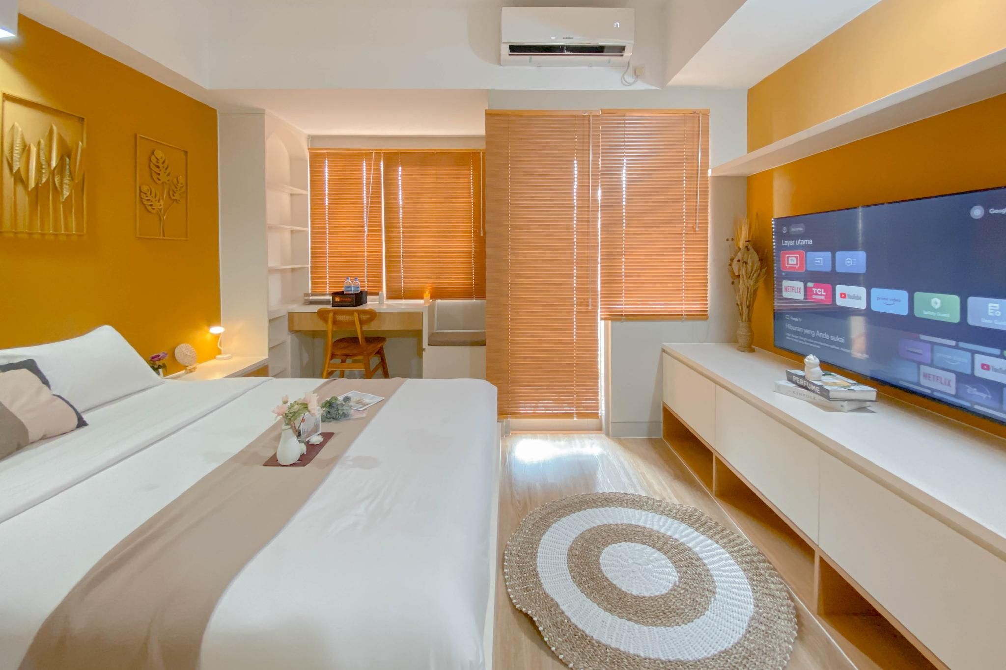 Good Studio Apt LRT City Jatibening By Travelio