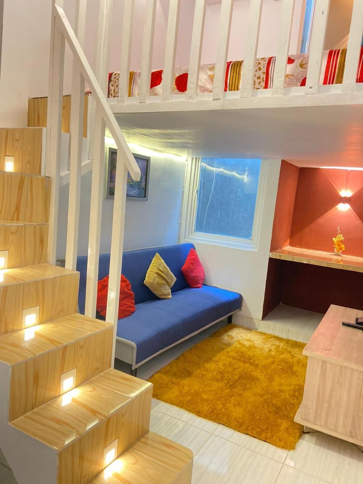 Studio - Split Level
