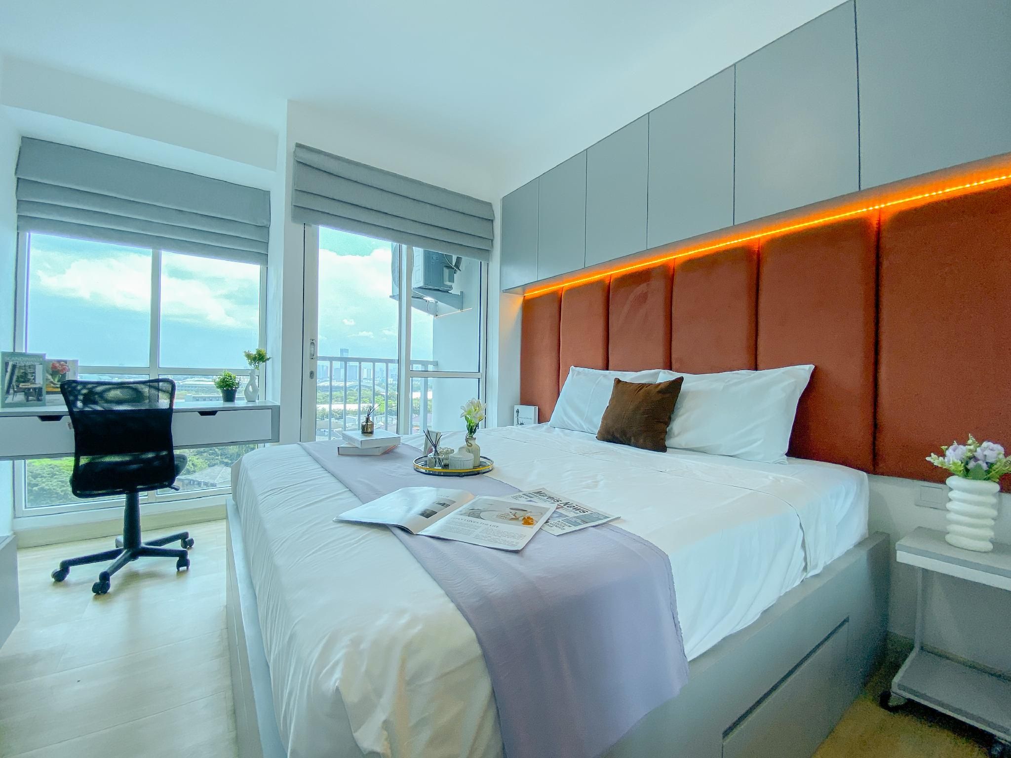 Warm Studio at Tifolia Apartment By Travelio