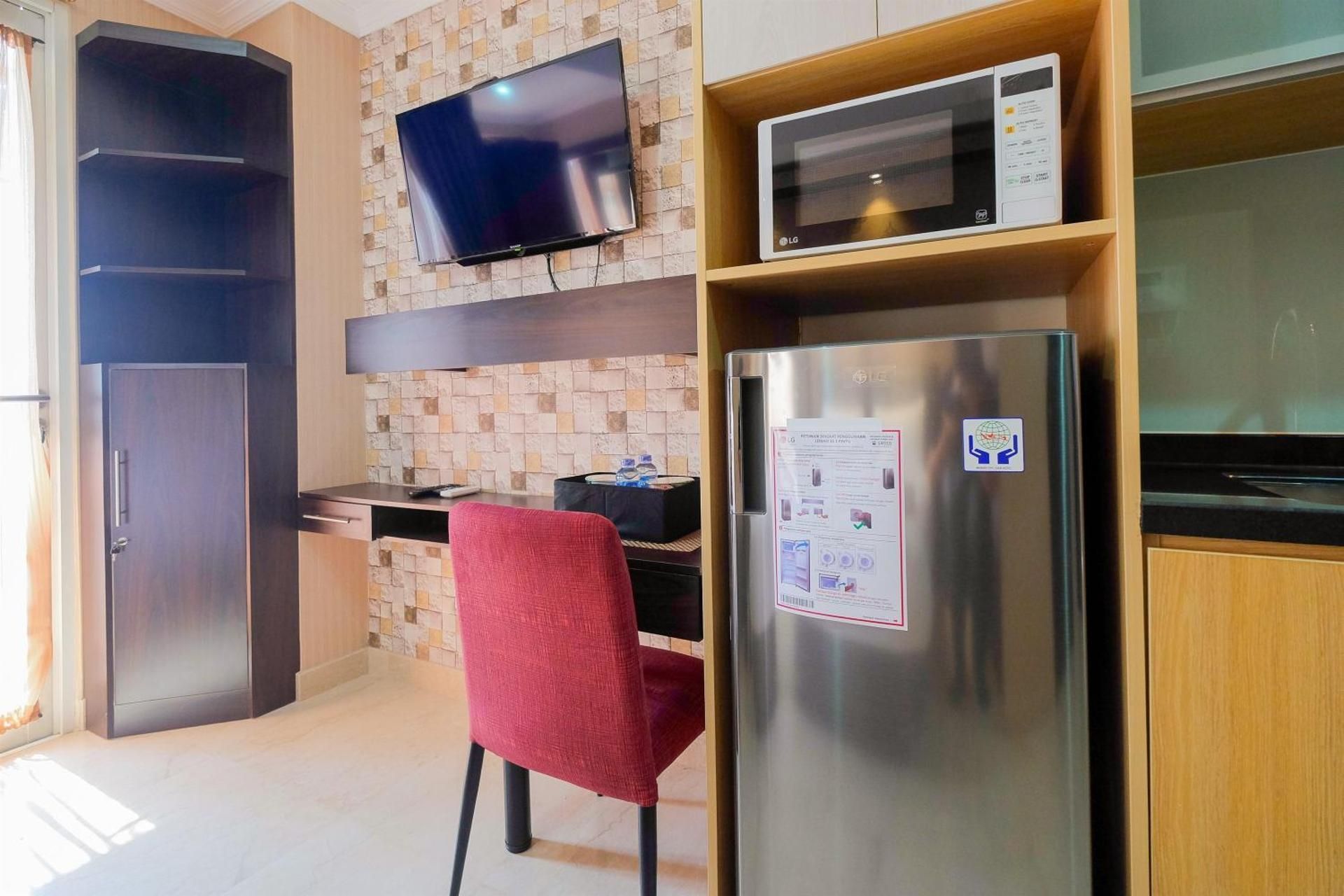 Studio Apartment