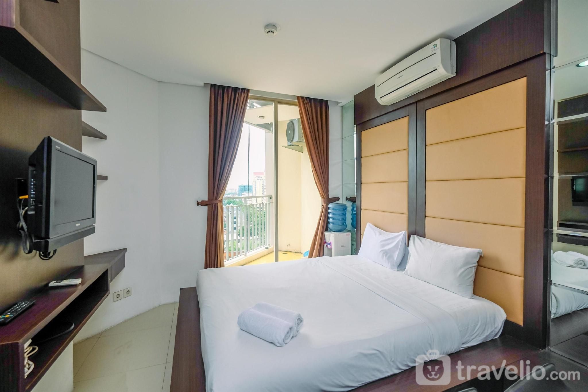 Best Deal Studio Mangga Dua Residence By Travelio