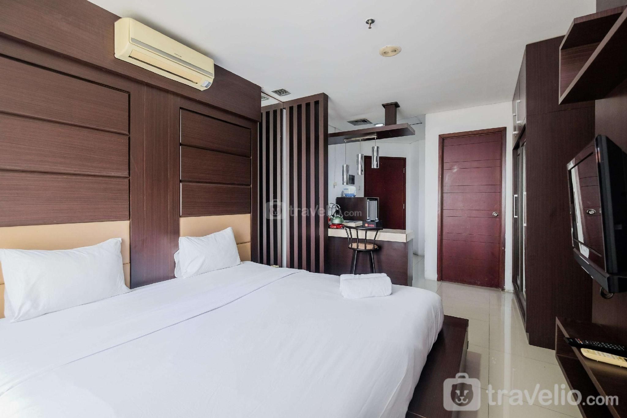Homey Studio Mangga Dua Residence By Travelio