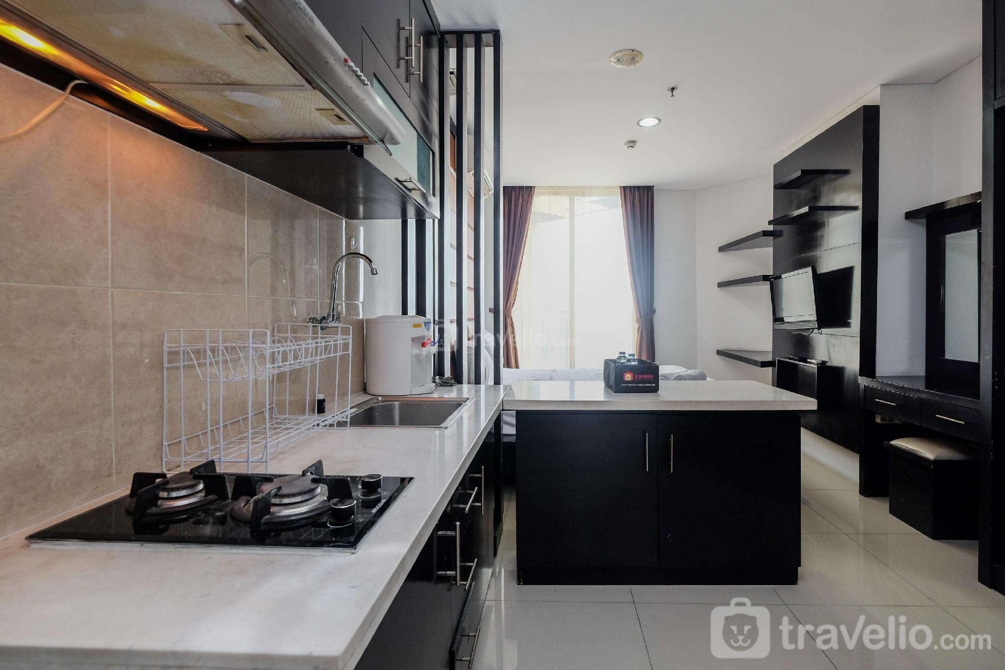 Cozy Tidy Studio Mangga Dua Residence By Travelio