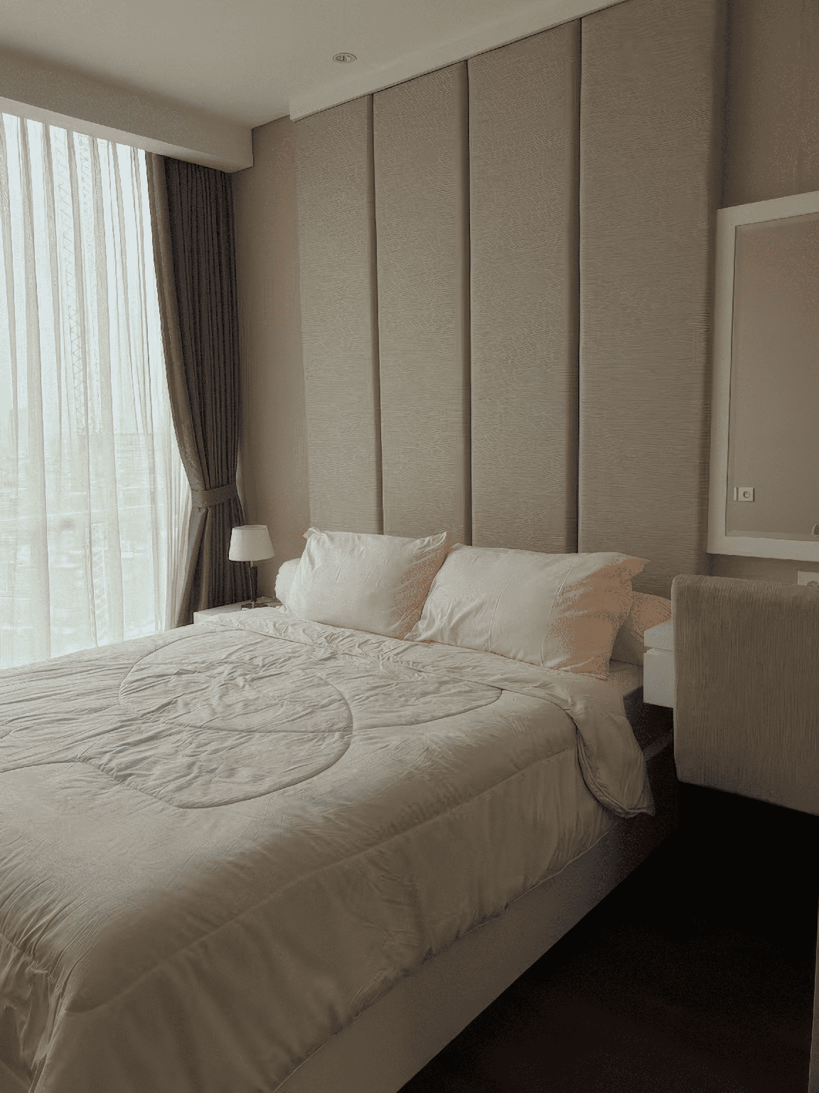 One Bedroom Apartment