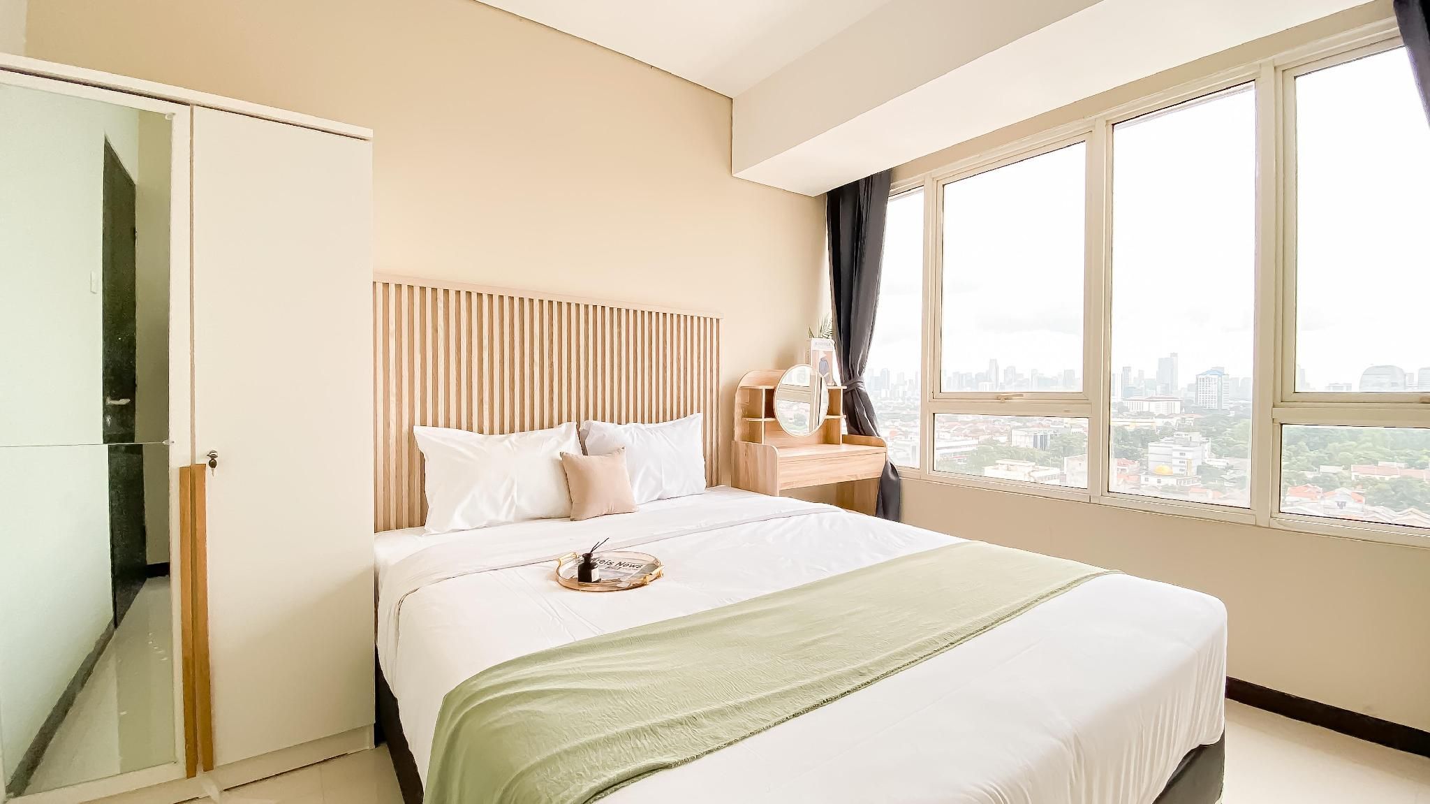 New Furnished 2BR Nifarro Park By Travelio