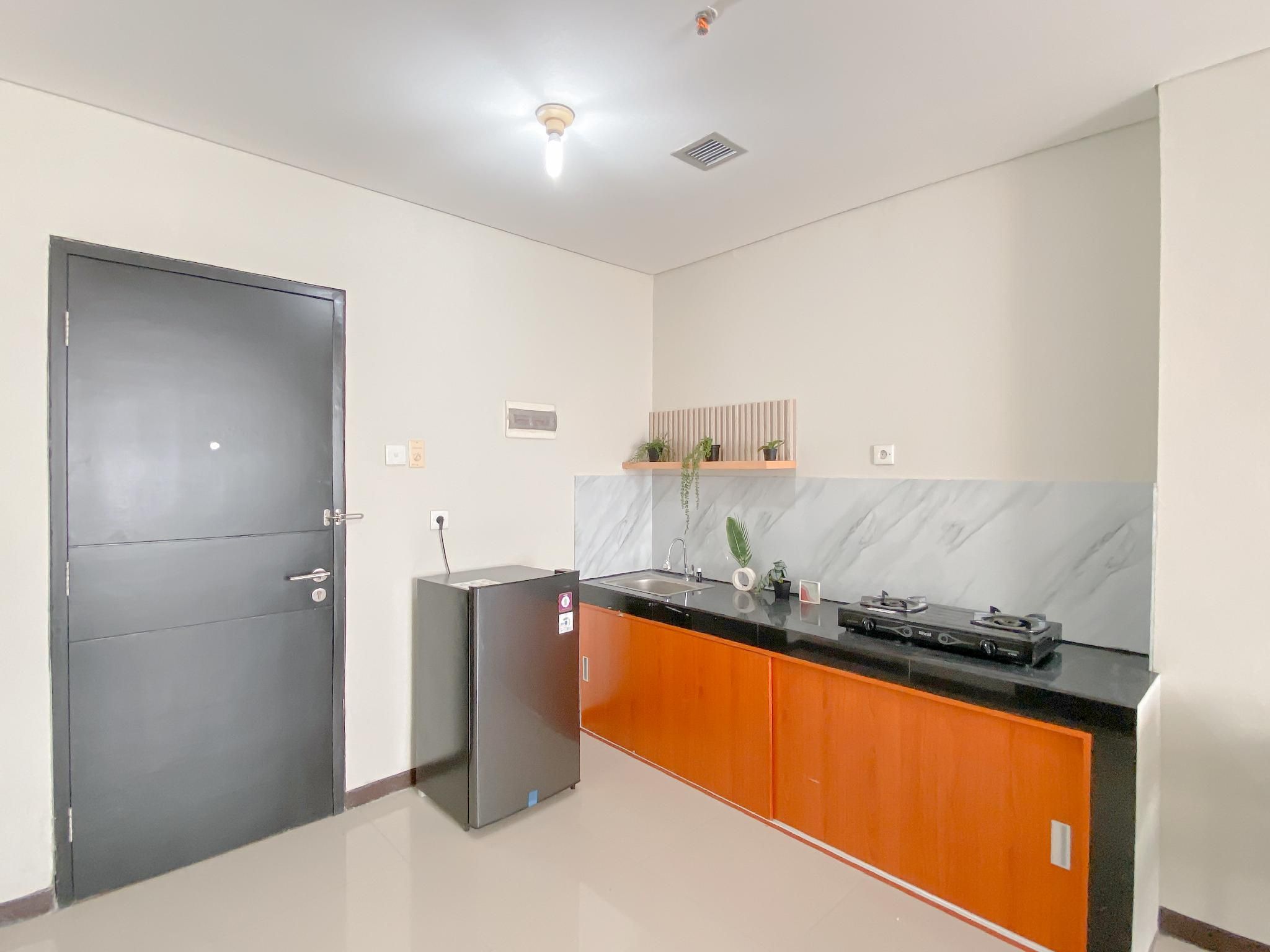Brand New Restful 2BR Nifarro Park Apt By Travelio