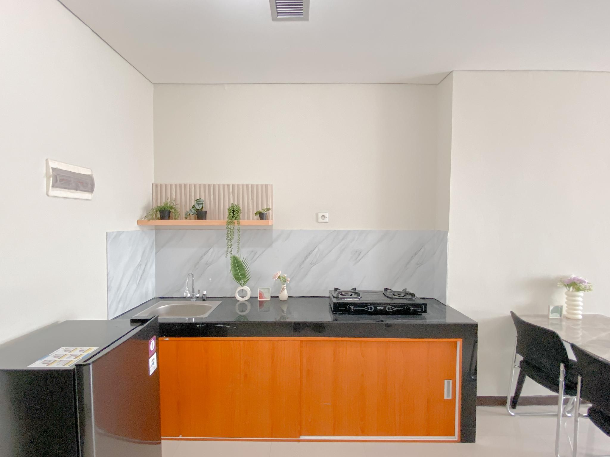 Minimalistic Designed 2BR Nifarro Park By Travelio