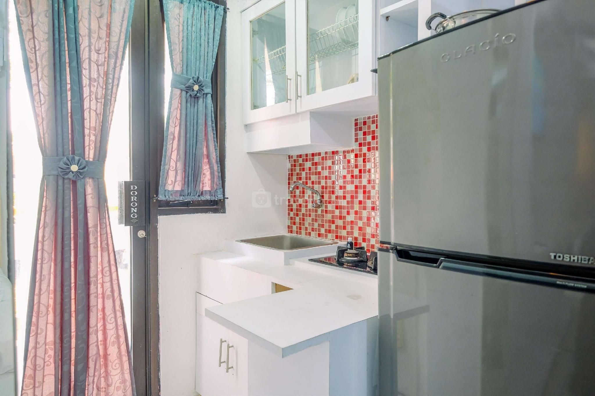 Homey Good Studio at Kebagusan City By Travelio