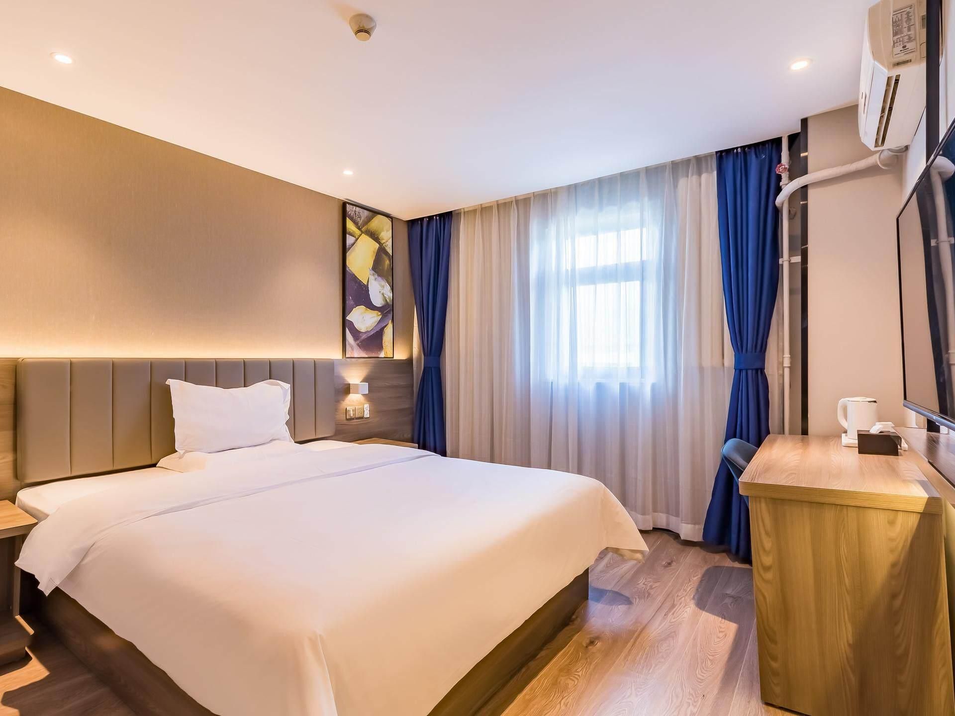 WH - Shuxiang Bed Room