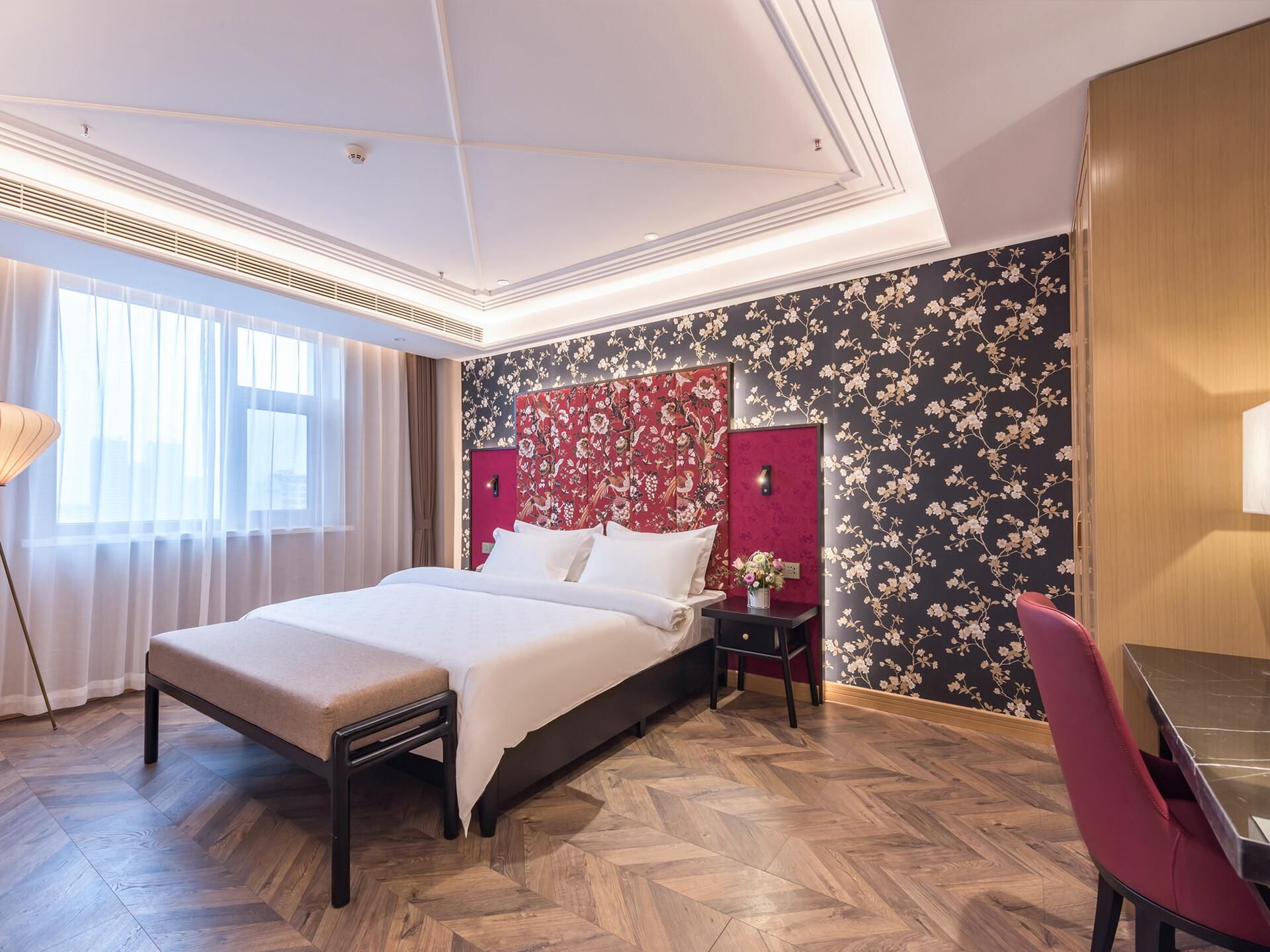 Standard - Queen Room