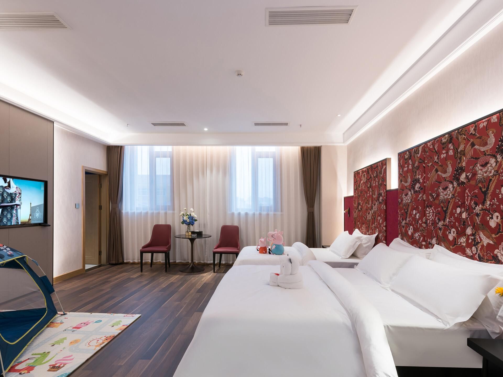 WH - Deluxe Room Twin
