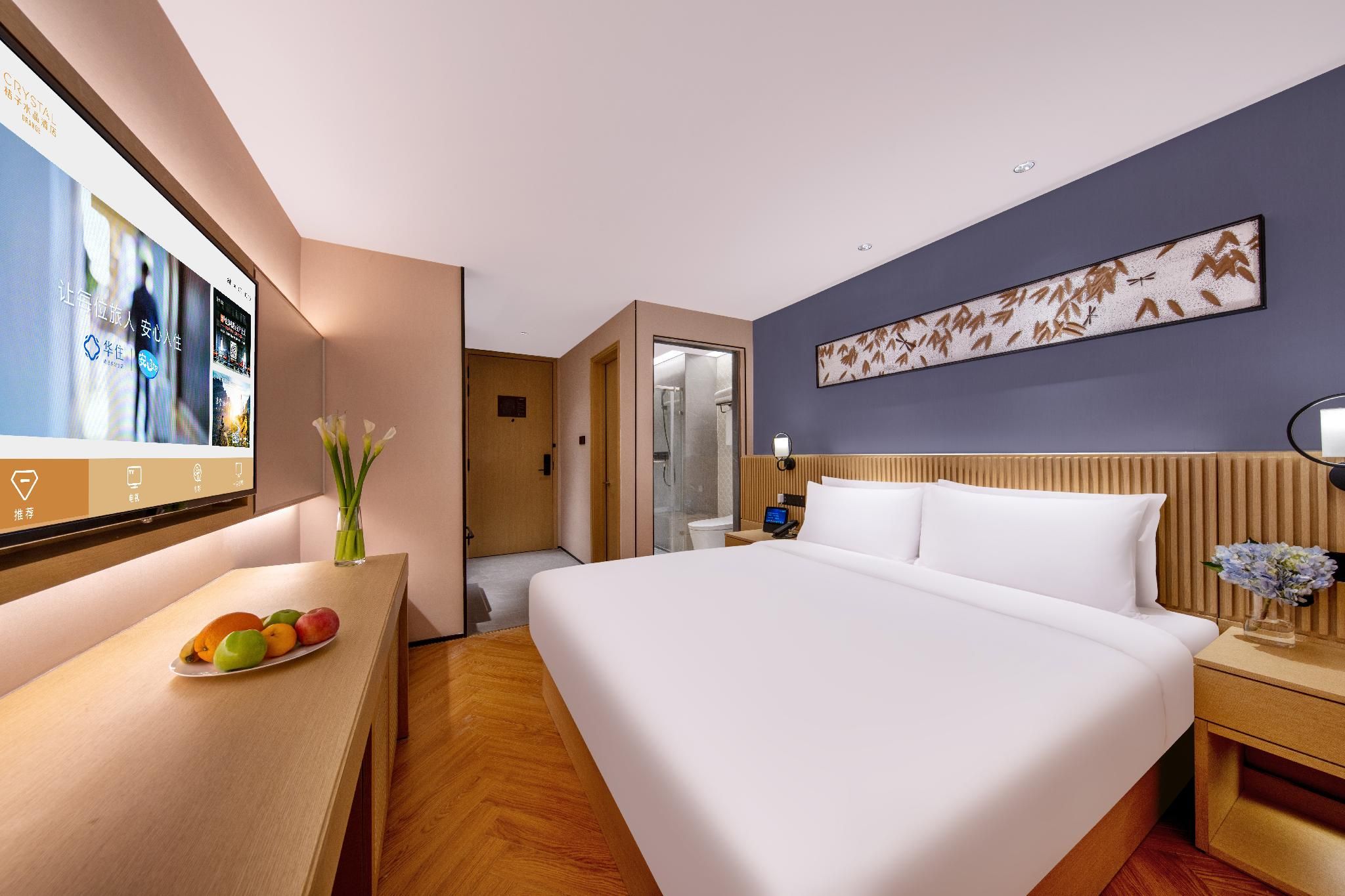 Hotel Queen Room