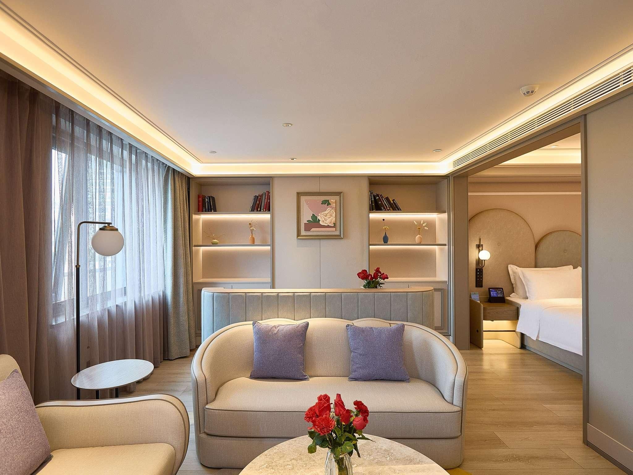 Privilege Room with One King-size Bed