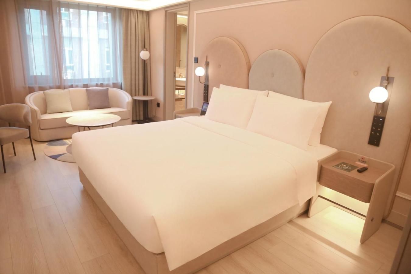 Privilege King Room