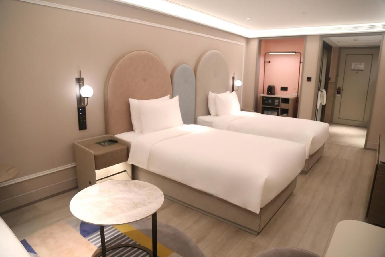 PRIVILEGE TWIN ROOM