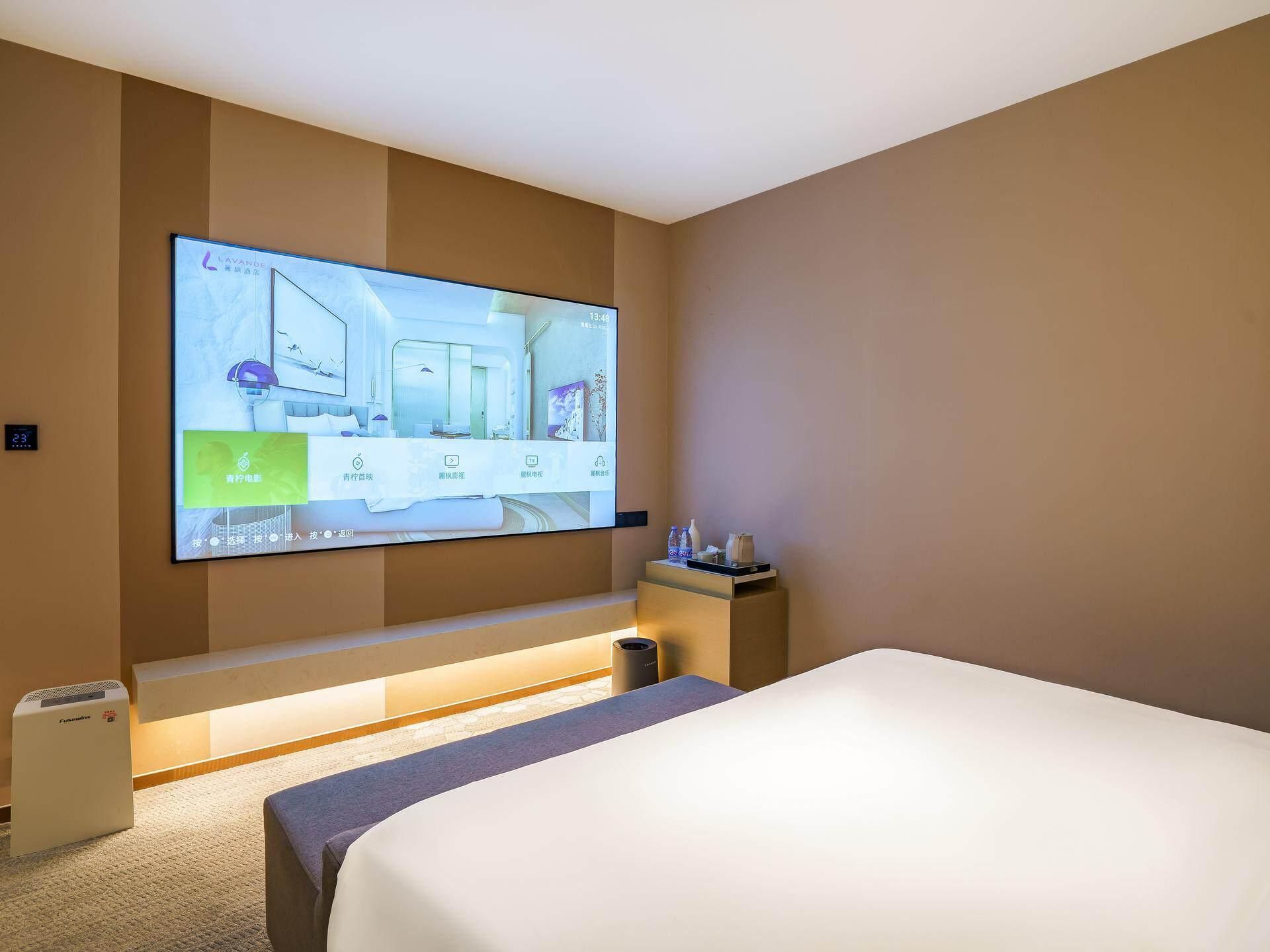 WH - Youxiang Romantic Room