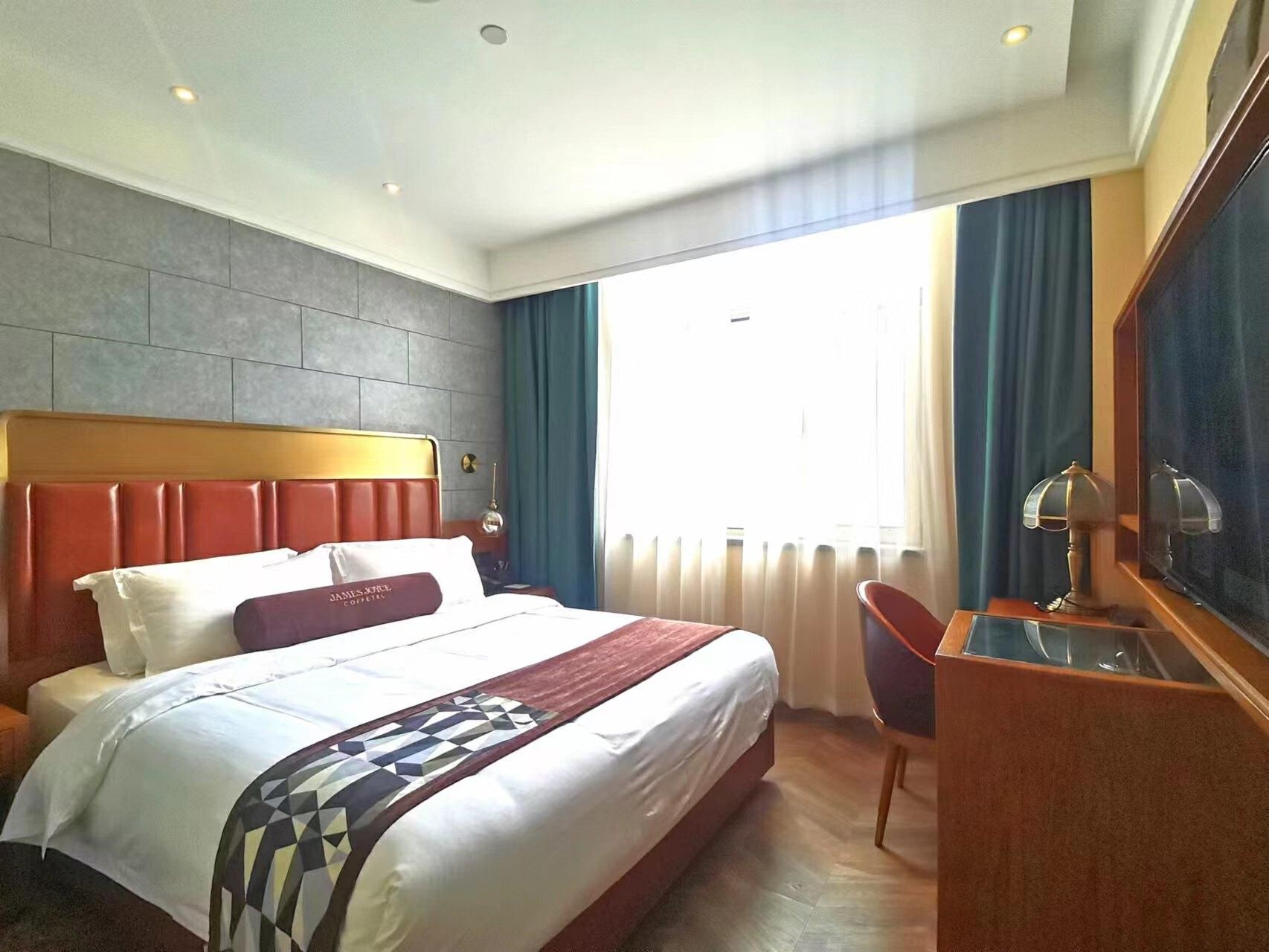 James Joyce - Chunxiang lifestyle Bed Room