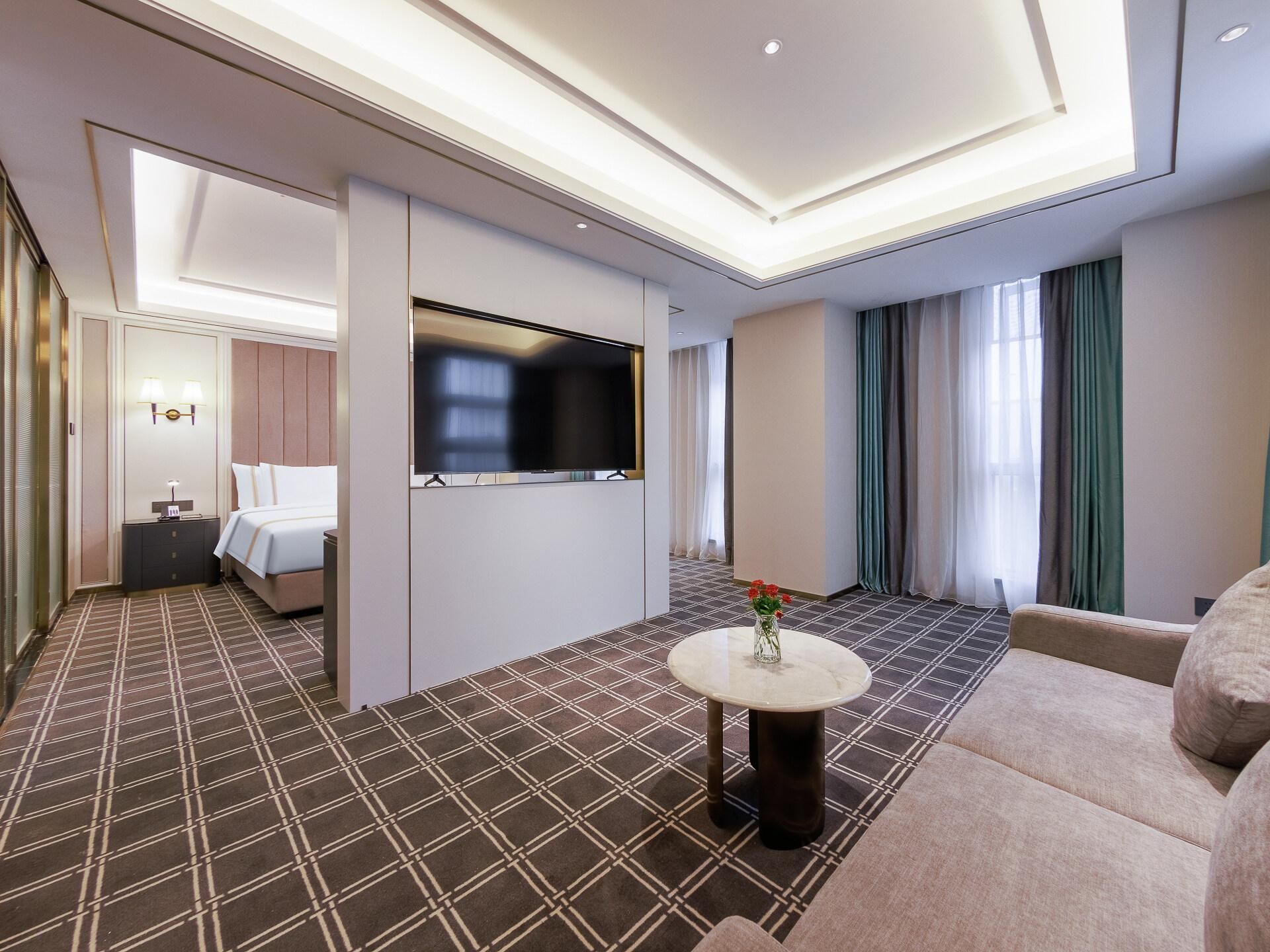 Xana - LingLong Room